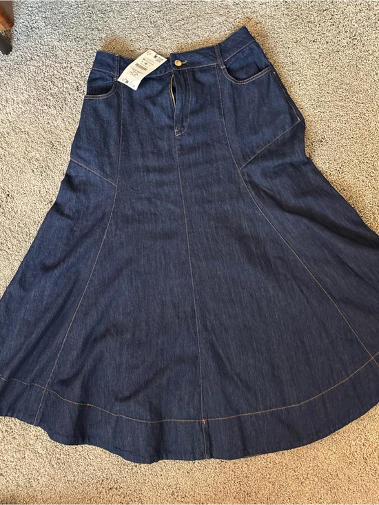 Zara Dresses & Skirts - Zara Dark Blue Denim Midi Skirt